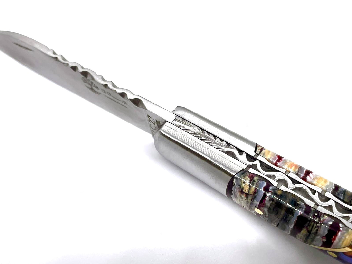 Coutellerie Passarelli - Couteau Aurillac lame pliable 10.5 cm molaire de mammouth teintée et stabilisée abalone