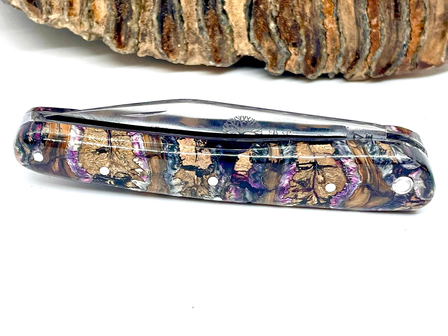 Coutellerie Passarelli - Couteau Alsacien lame pliable 10 cm molaire de mammouth teintée et stabilisée