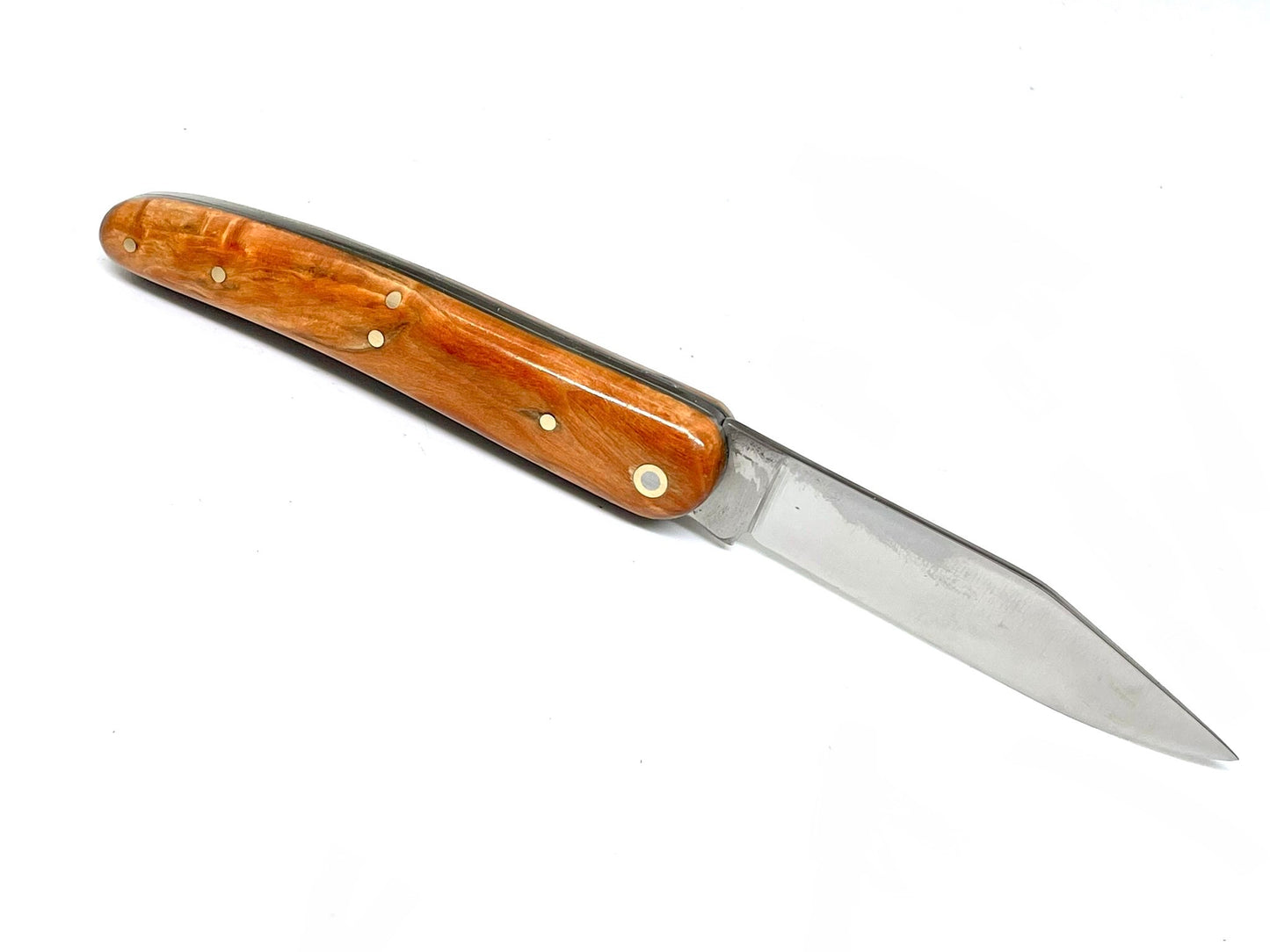 Coutellerie Passarelli - Couteau Alsacien lame pliable 10 cm Bouleau madré teinté et stabilisé orange