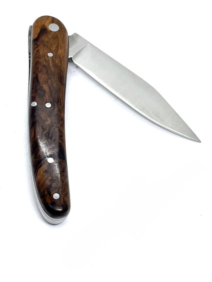 Modellmesser aus Alpenmaser-Walnussholz
