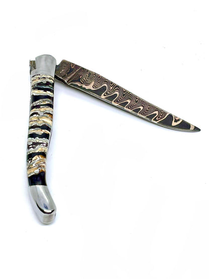 Couteau pliant damas artisanal - Laguiole Molaire de Mammouth stabilisée lame de Damas pliable 12 cm Lame Baker Forge - CopperMai Nishim - Ripple