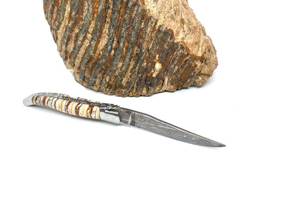 Couteau pliant damas artisanal - Laguiole Molaire de Mammouth stabilisée lame de Damas pliable 12 cm Lame Baker Forge - CopperMai Nishim - Ripple